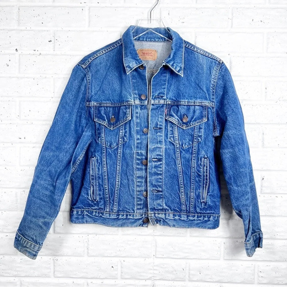 Vintage LEVI’S 100% Cotton Rigid Denim Trucker Jean Jacket USA #70506 0216